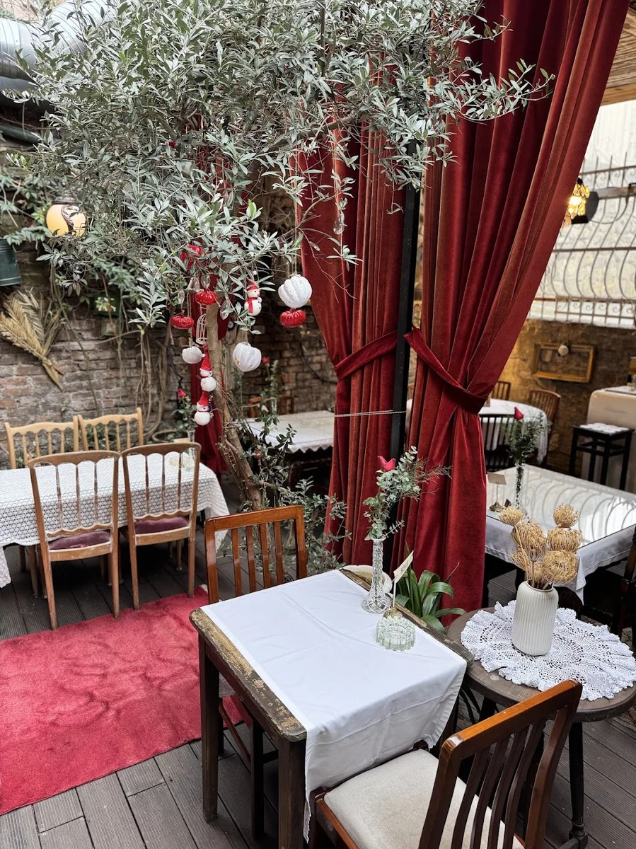 Velvet Cafe, Balat - Görsel 7