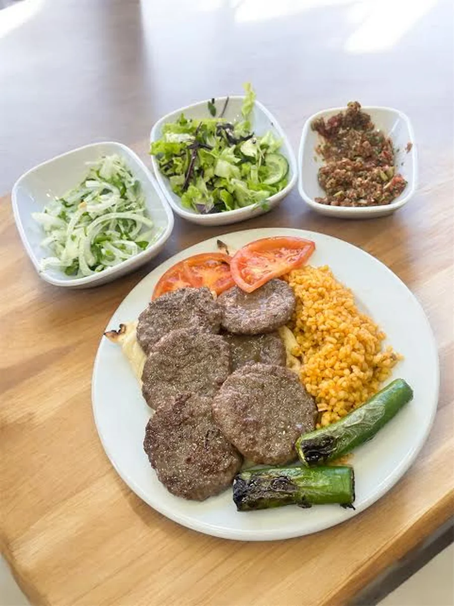 SEFA USTA SİVAS KÖFTE - Görsel 3