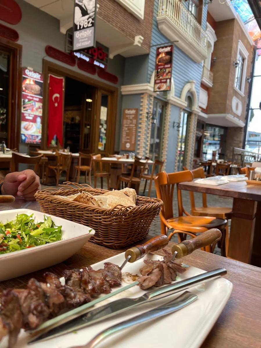 Gelgör Cağ Kebap Watergarden - Görsel 3