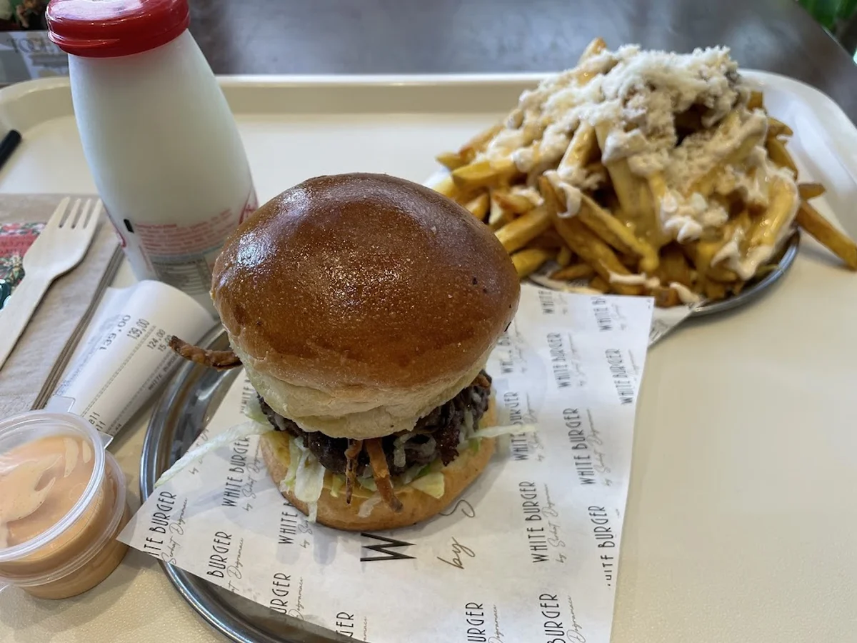 WHITE BURGER by Serhat Doğramacı ATAŞEHİR - Görsel 1