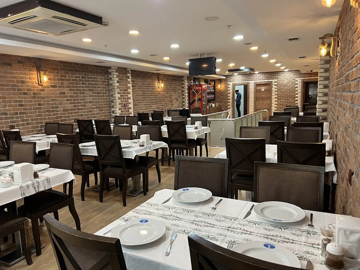 Başak Balık Başakşehir مطعم سمك - Görsel 2