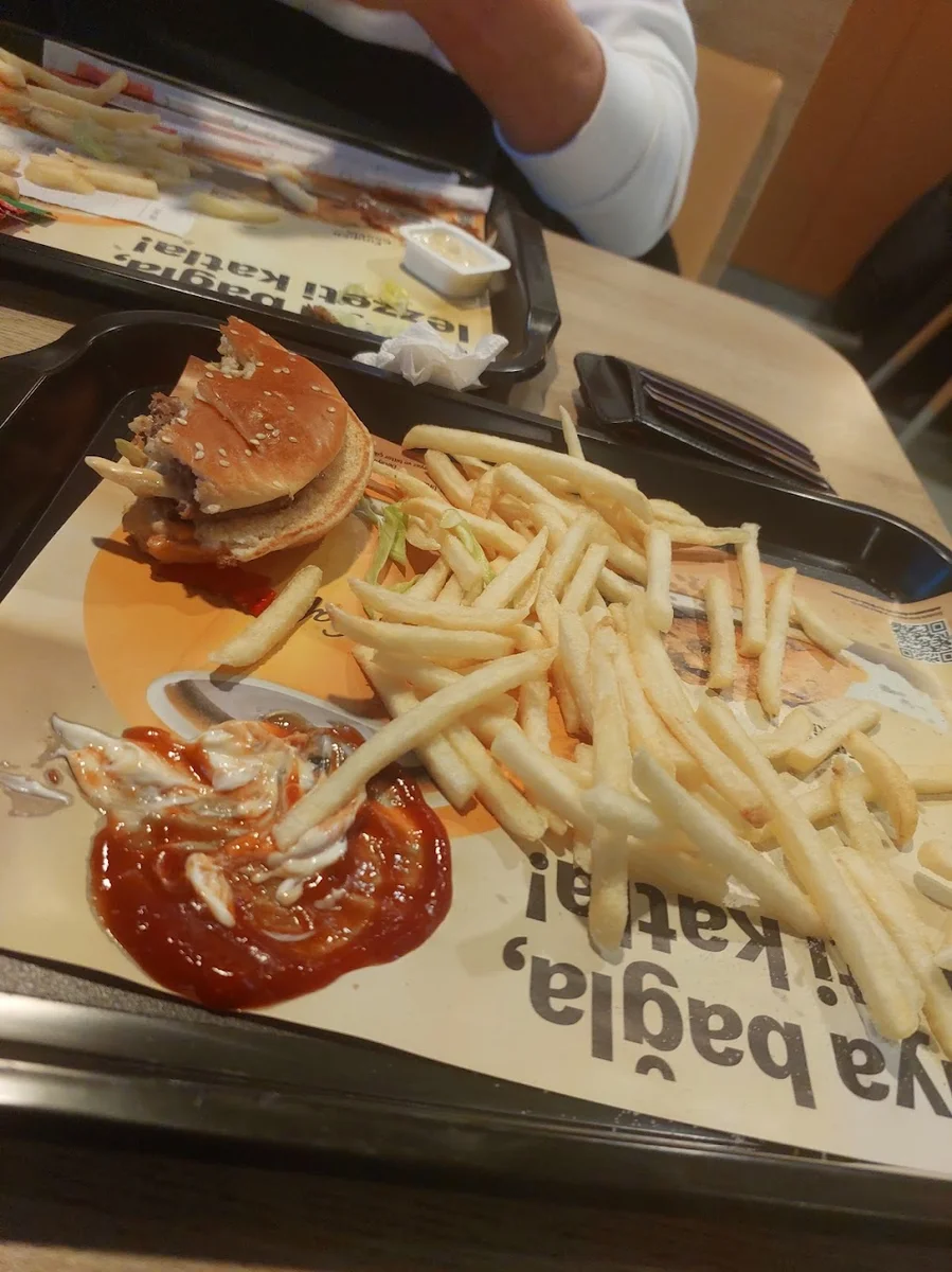 McDonald’s Başakşehir Metrokent - Görsel 2