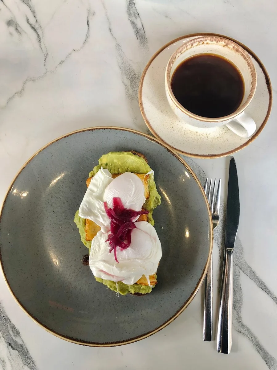 A Bit Of Eggo - Görsel 1