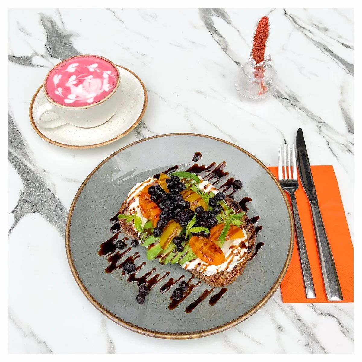 A Bit Of Eggo - Görsel 4