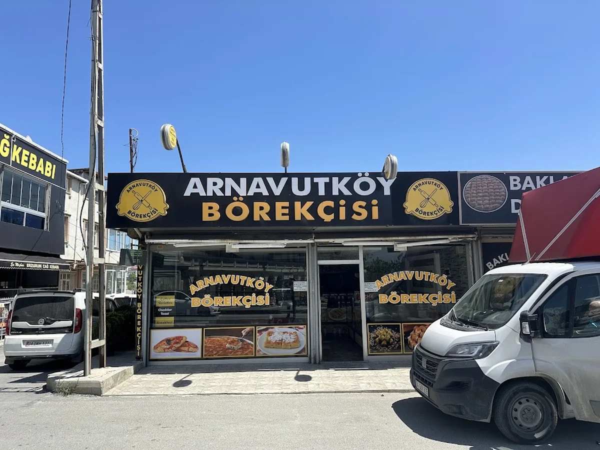Sariyer Börekçisi - Görsel 1