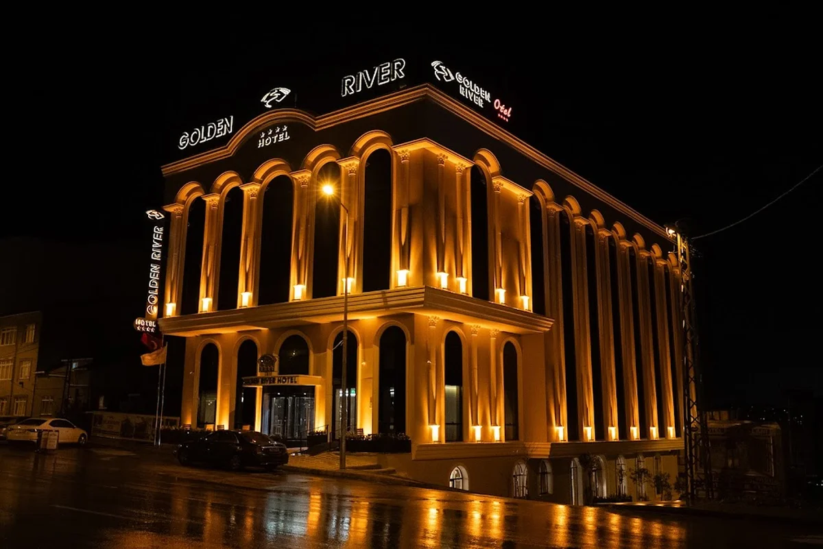 Golden River Hotel by Continent - Görsel 1