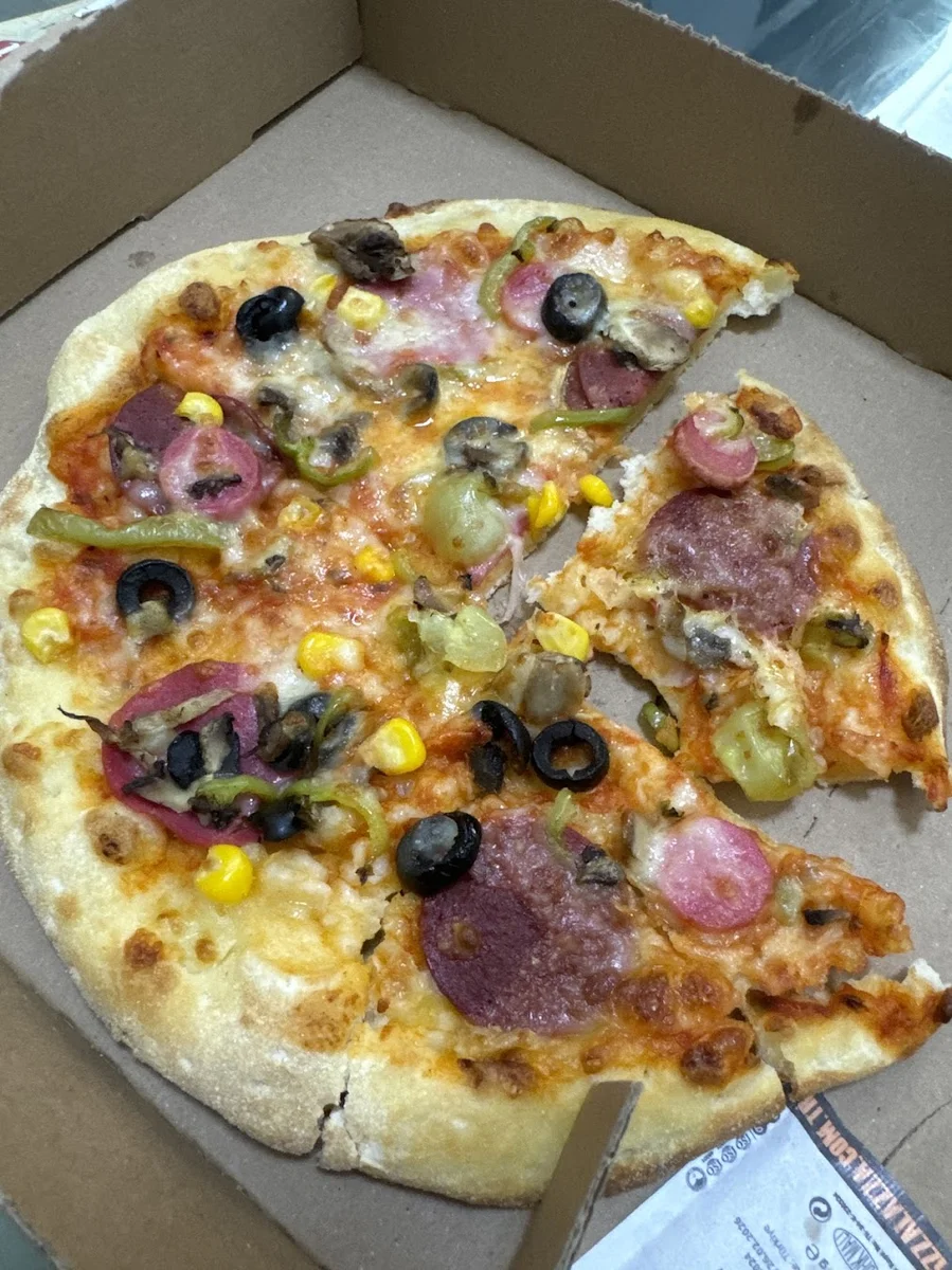 PizzaLazza Göztepe Soyak - Görsel 3