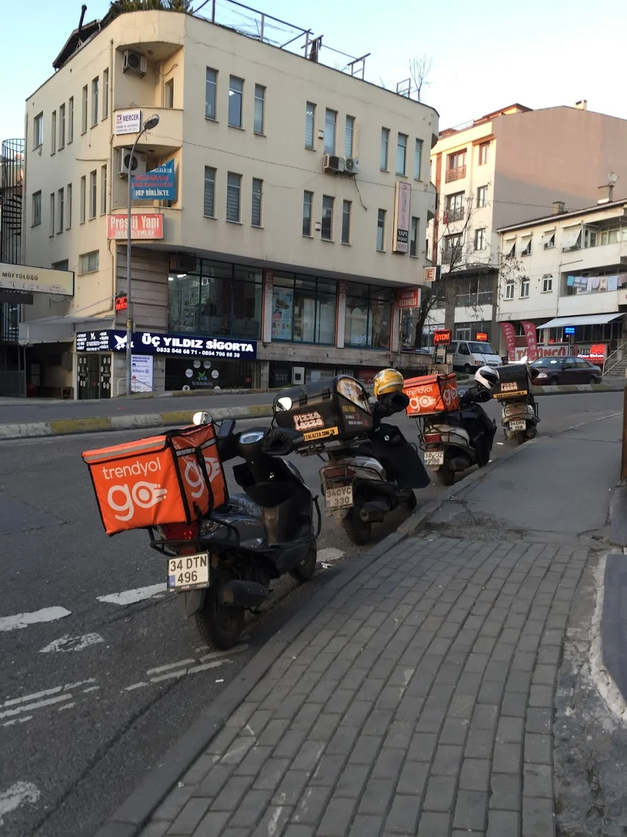 PizzaLazza Göztepe Soyak - Görsel 6