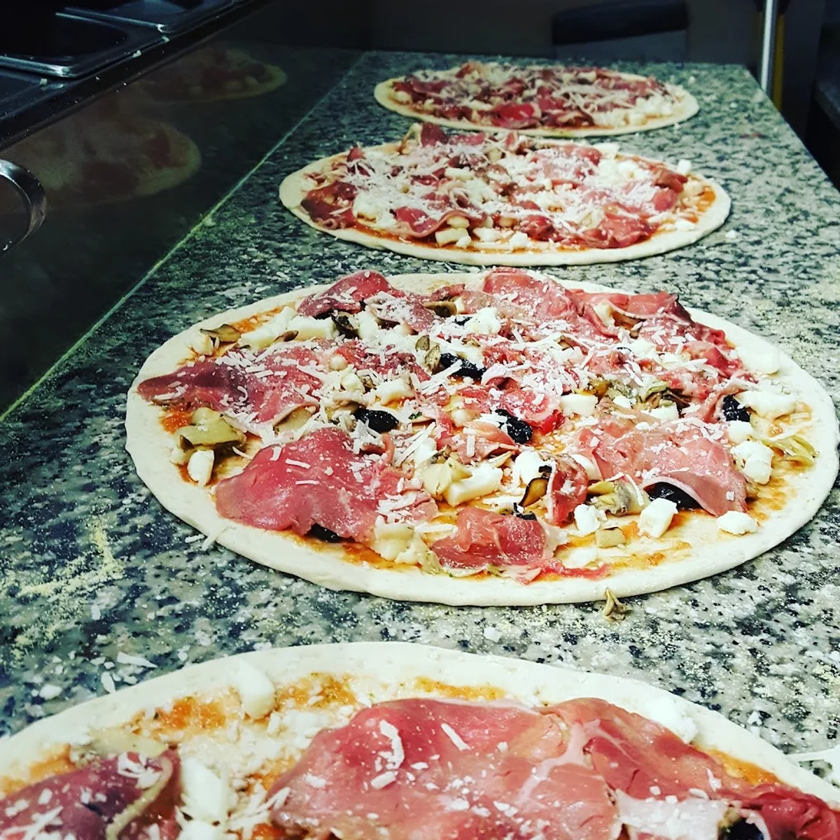 Murbell Pizzeria and Itallian food - Görsel 4