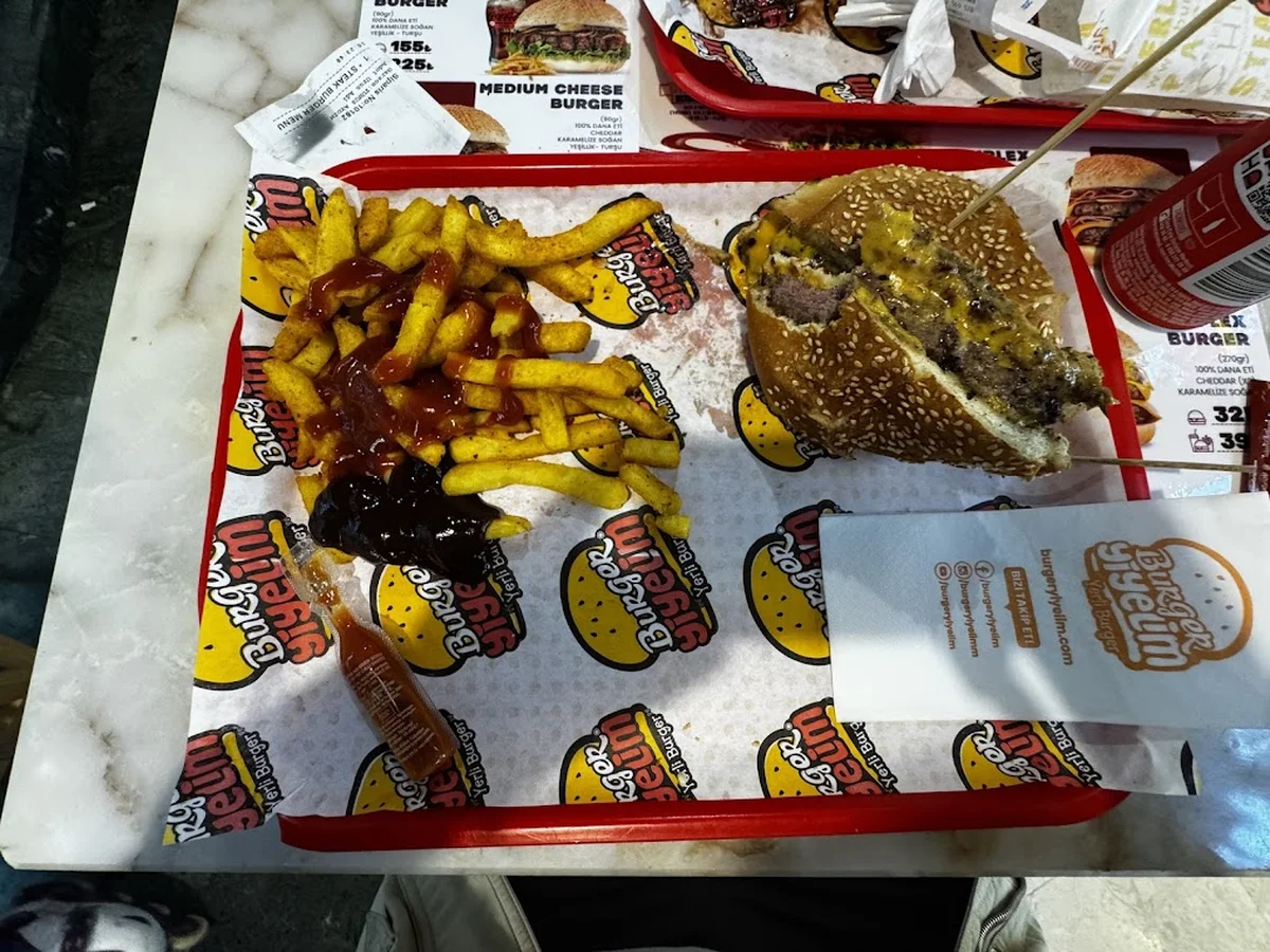 Burger Yiyelim Mall of İstanbul - Görsel 3