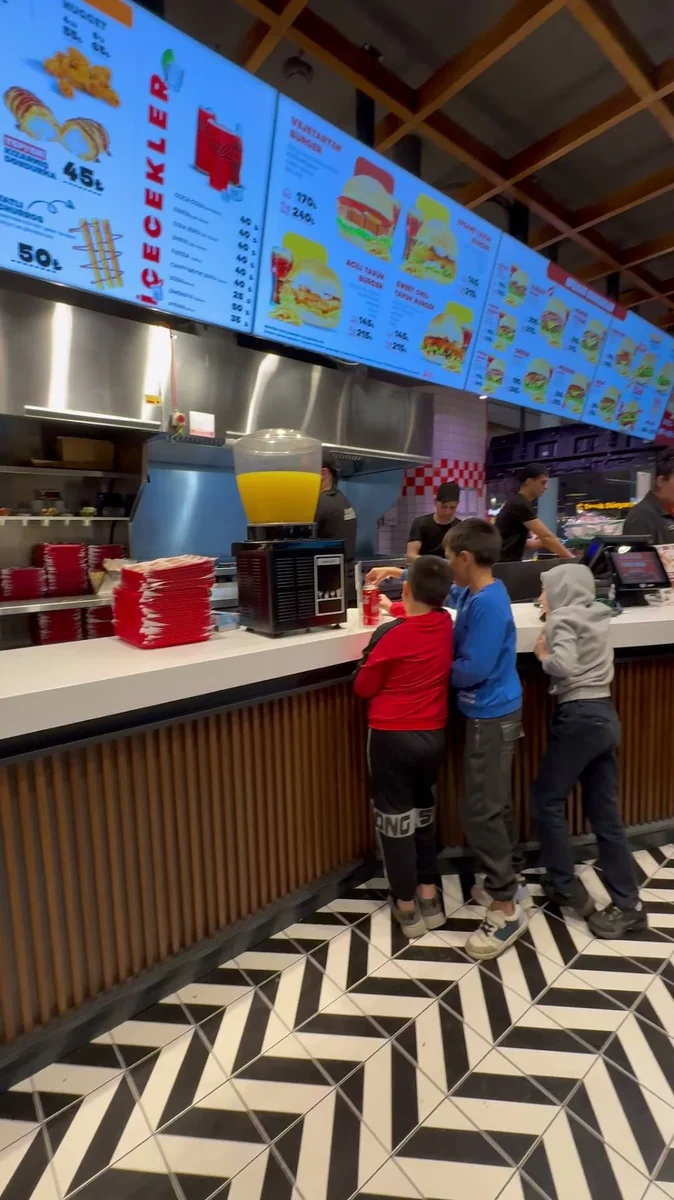 Burger Yiyelim Mall of İstanbul - Görsel 7