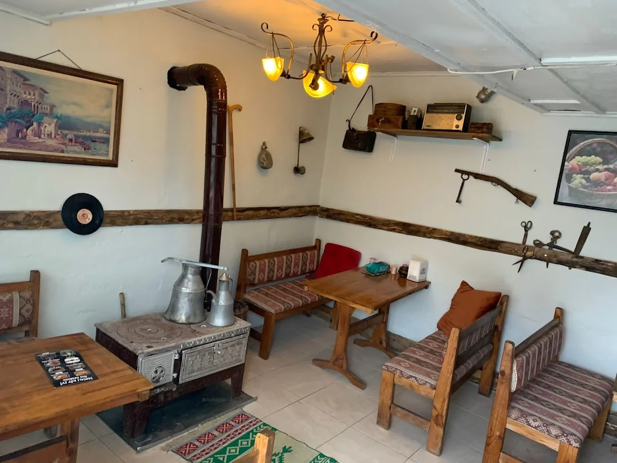 Tahtalı köy evi kokoreç sucuk köfte - Görsel 2