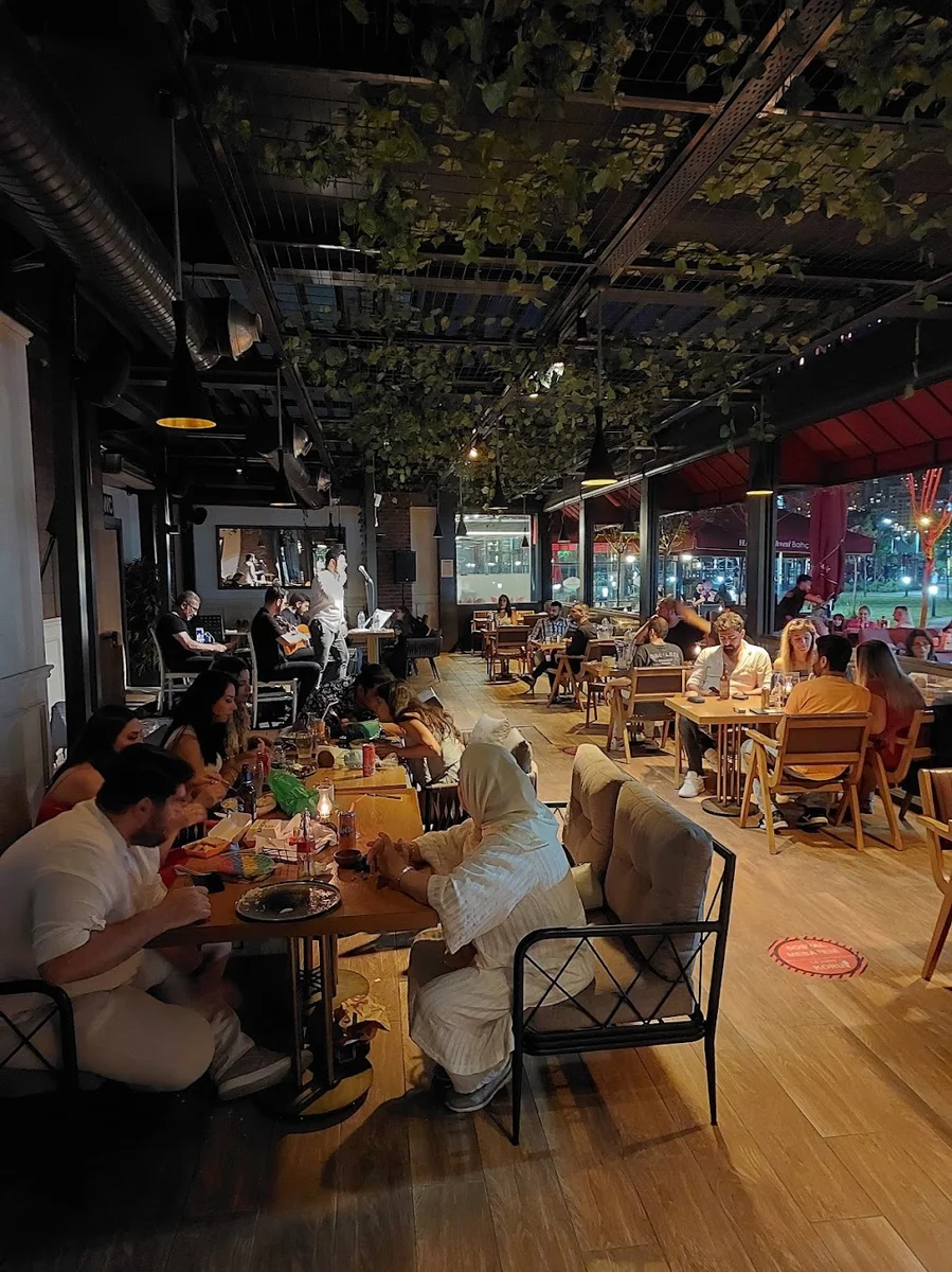 Hayal Kahvesi Bahçeşehir - Görsel 2