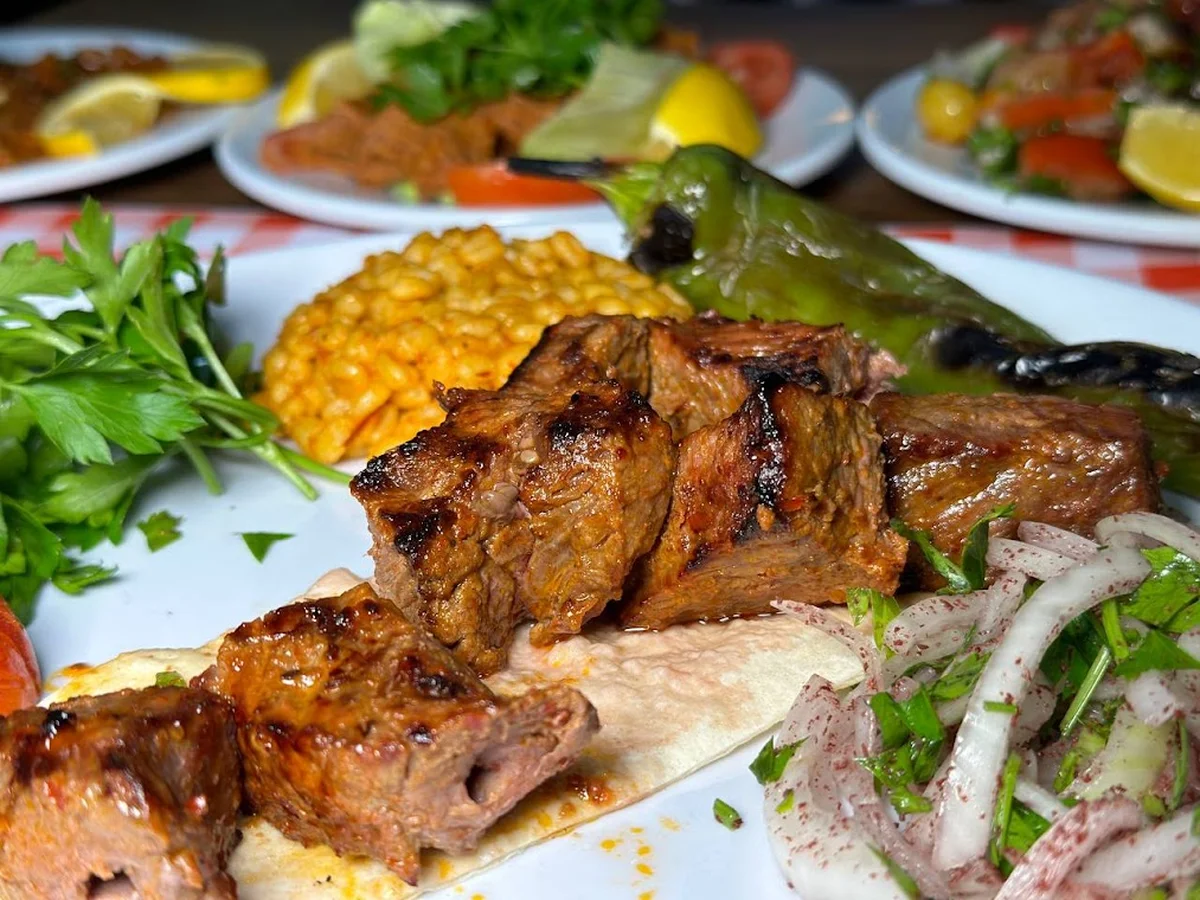 BAHÇEŞEHİR URFA YÖREM LAHMACUN PİDE KEBAP - Görsel 3