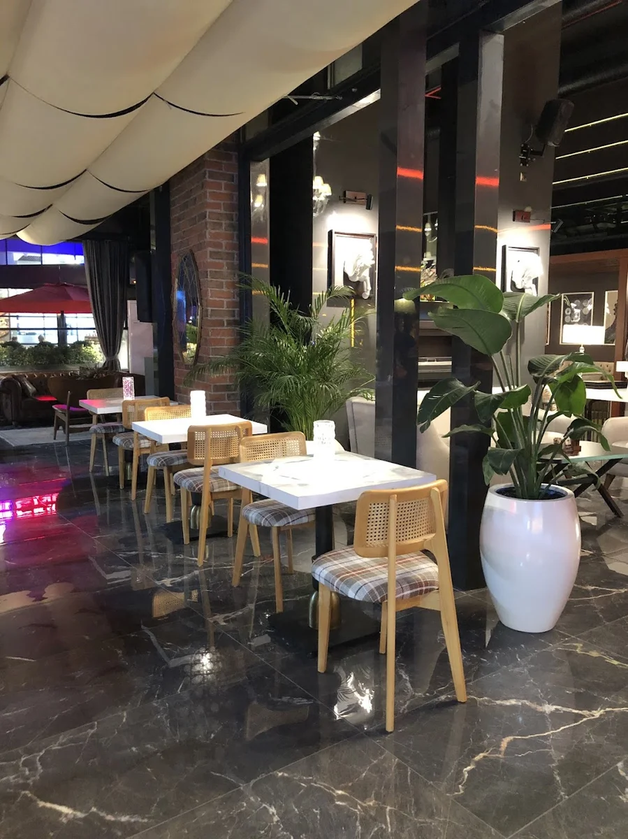 رستوران ایرانی چیلین – Iranian Resturant Chillin – مطعم ایرانی - Görsel 2