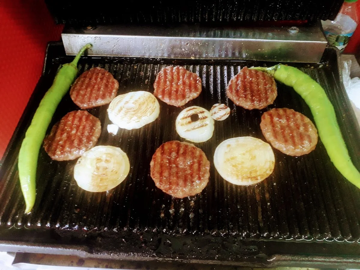 KOKOREÇÇİ KENAN USTA PİLİÇ ÇEVİRME MİDYE - Görsel 2