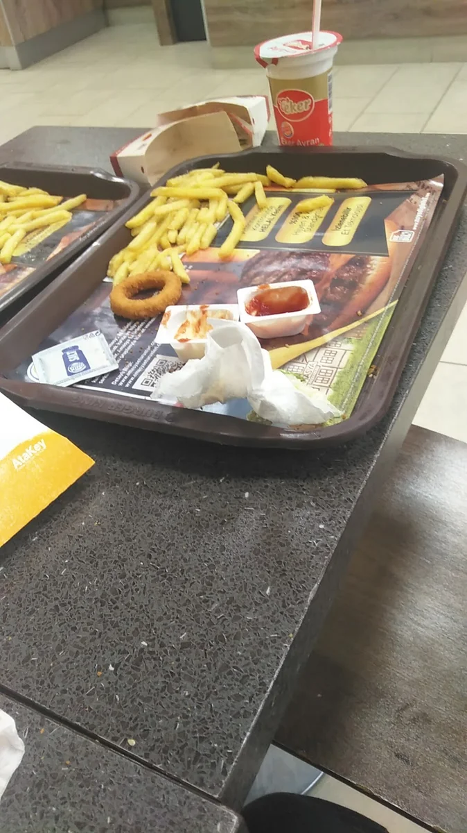 Burger King – Arnavutköy Şubesi - Görsel 1