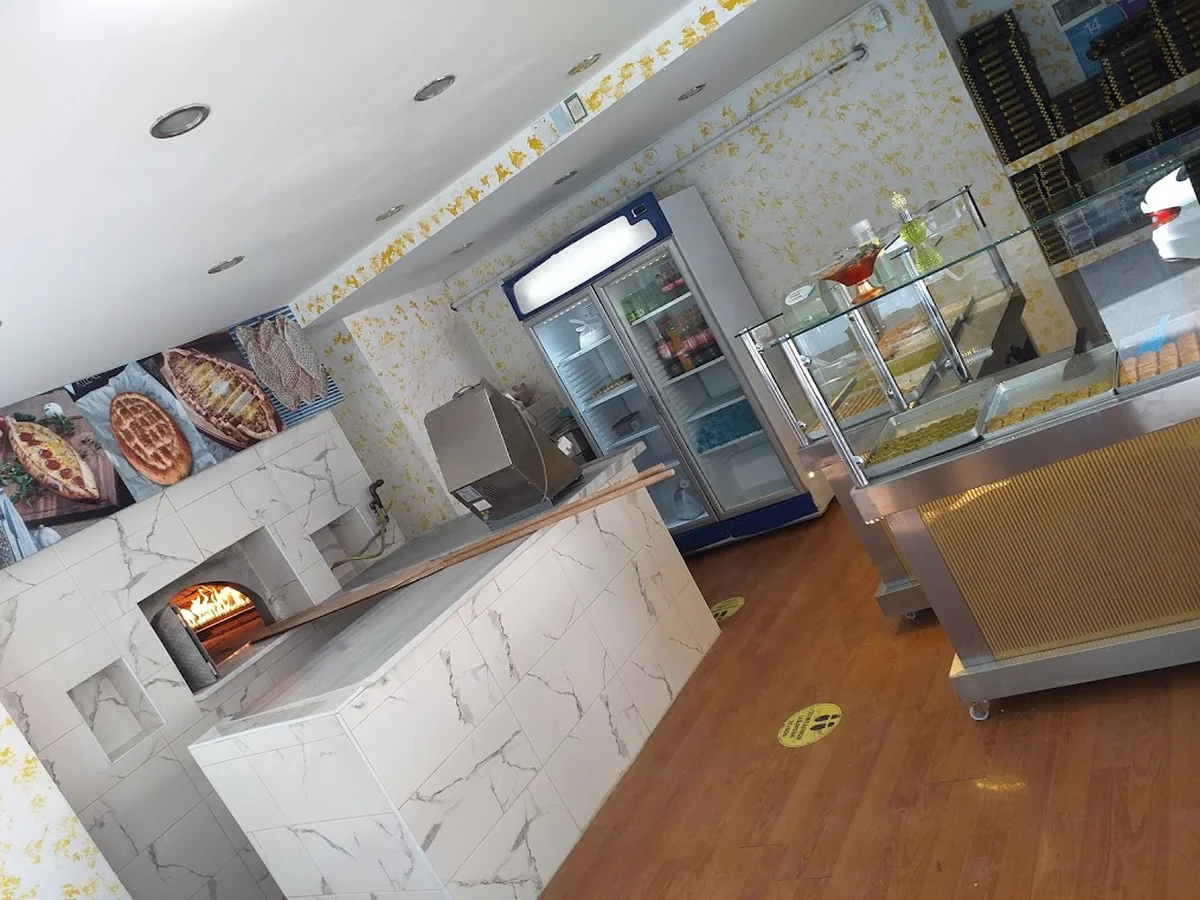 Ustam oğlu pide lahmacun baklava solonu - Görsel 2