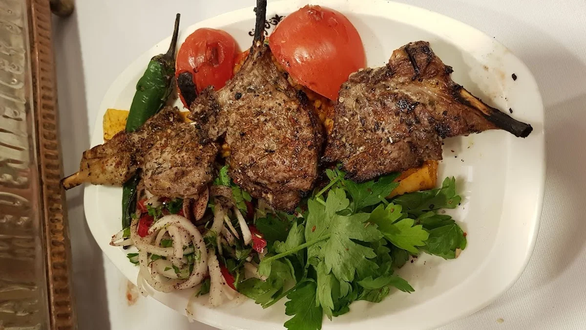 Medeniyetler Sofrası – Al Madina Restaurant İstanbul (Taksim/Beyoğlu) - Görsel 1