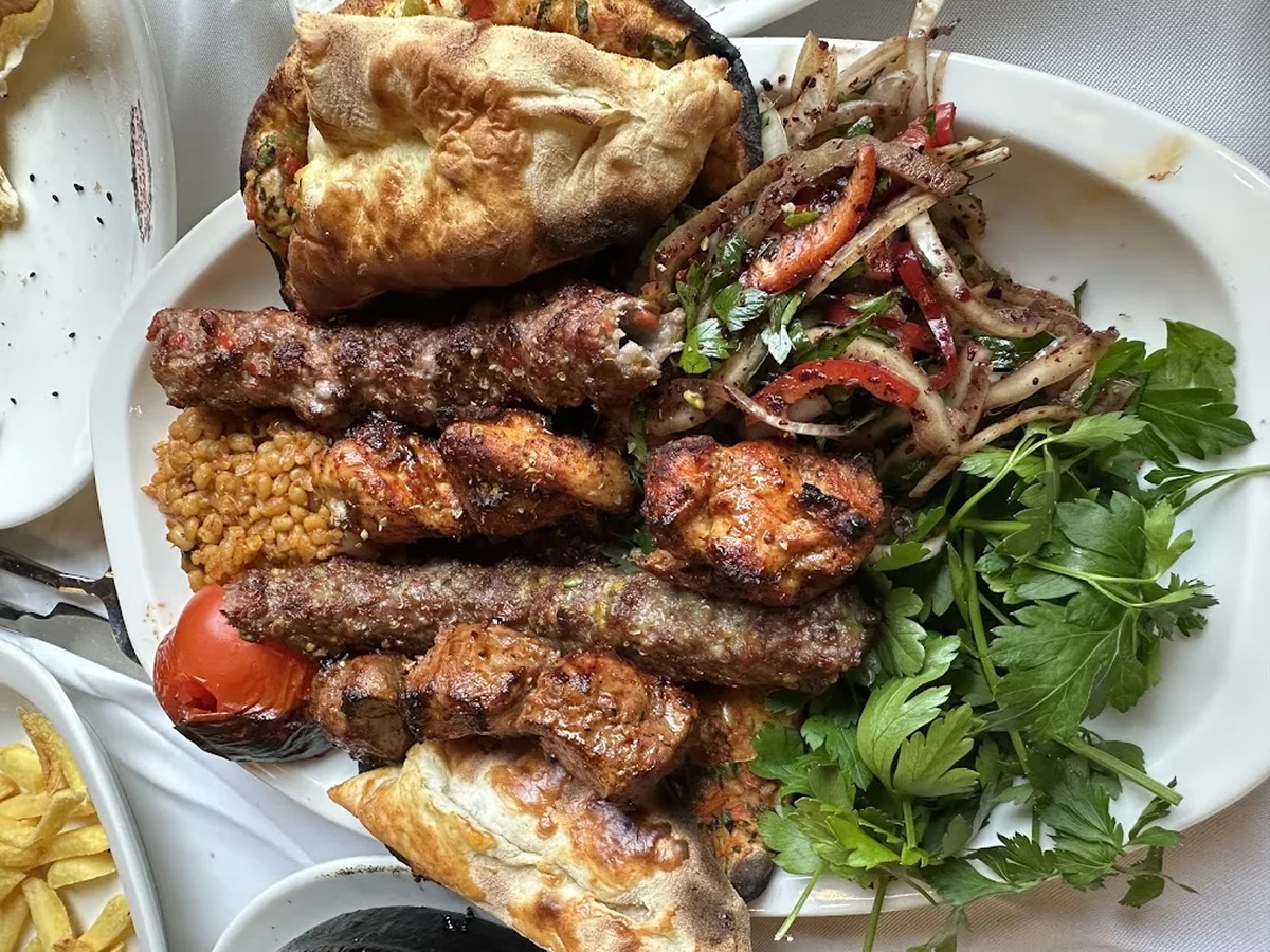Medeniyetler Sofrası – Al Madina Restaurant İstanbul (Taksim/Beyoğlu) - Görsel 2