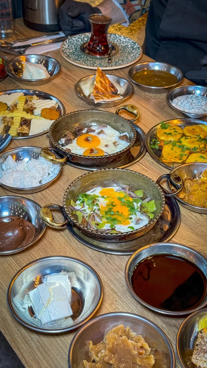 Star şef gece gündüz kavurmacı van kahvaltısı restaurant - Görsel 2