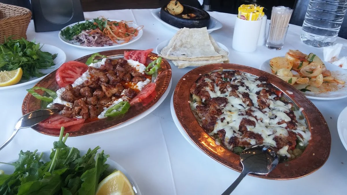 Tarihi Park Adana Kebapçısı - Görsel 5