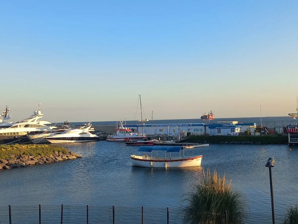 Pargalı Rum meyhanesi - Görsel 6