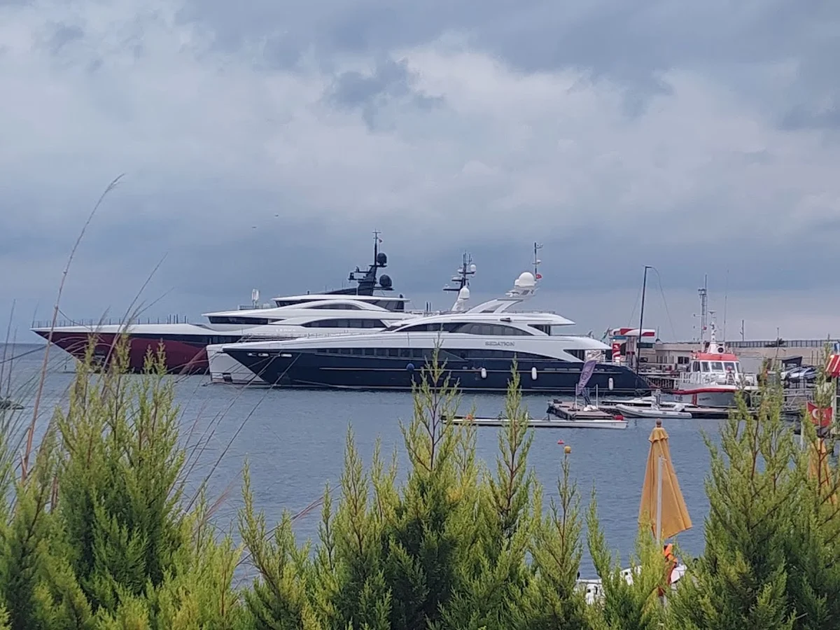 Pargalı Rum meyhanesi - Görsel 9