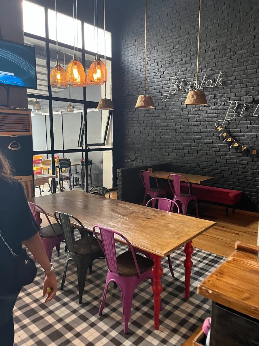 Marmaris Büfe 1964 Park Teras - Görsel 4