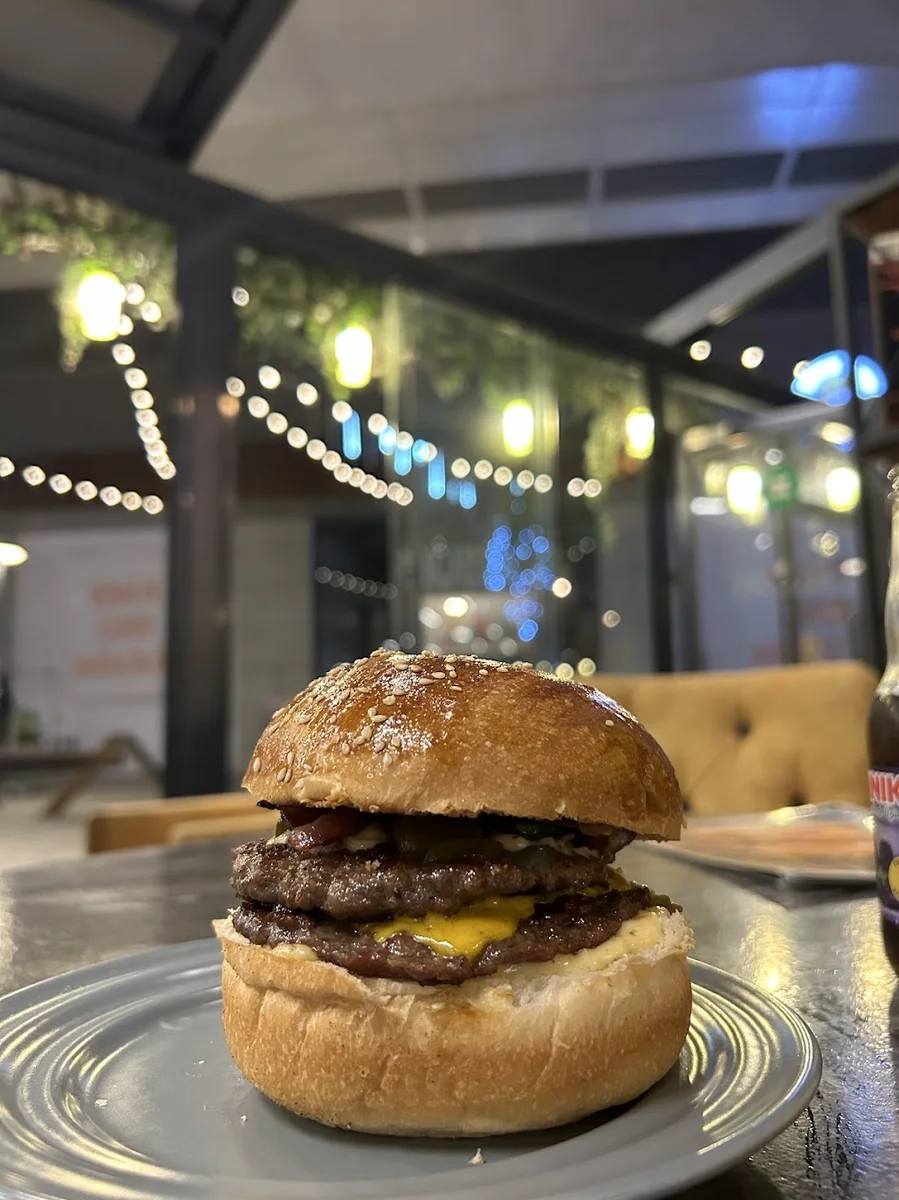 Burger Bite - Görsel 1
