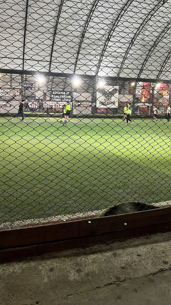 Red White Spor Eğlence ve Yaşam Merkezi - Görsel 4