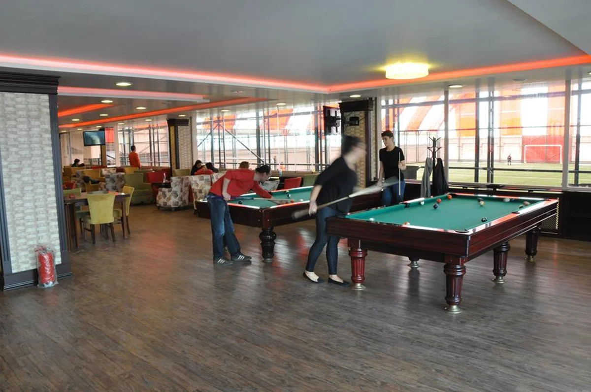 Red White Spor Eğlence ve Yaşam Merkezi - Görsel 6