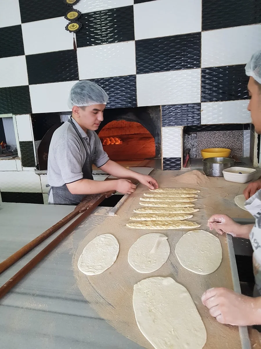 Mahmut Ustanın Yeri Pide Lavaş Lahmacun Salonu - Görsel 5