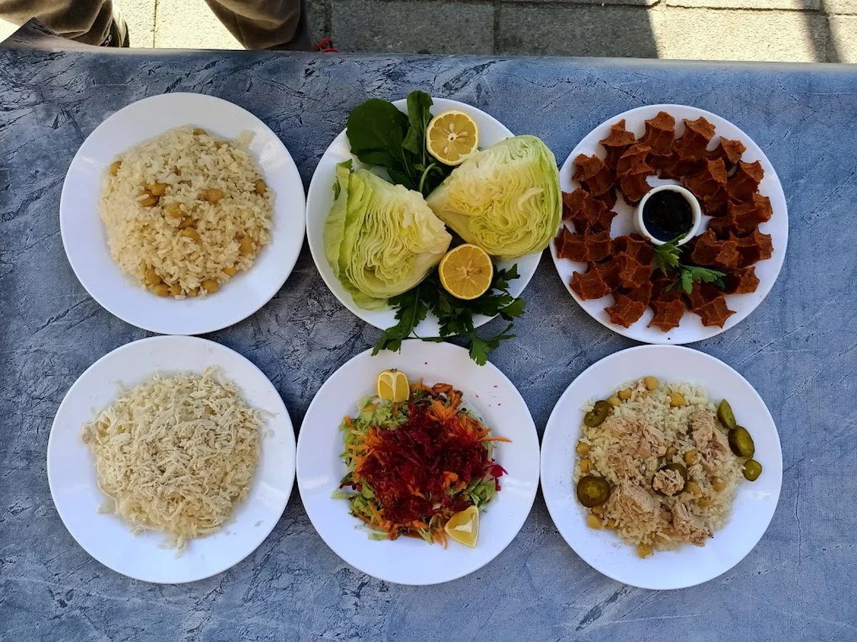 Cömert pilav ve çiğ köfte - Görsel 4