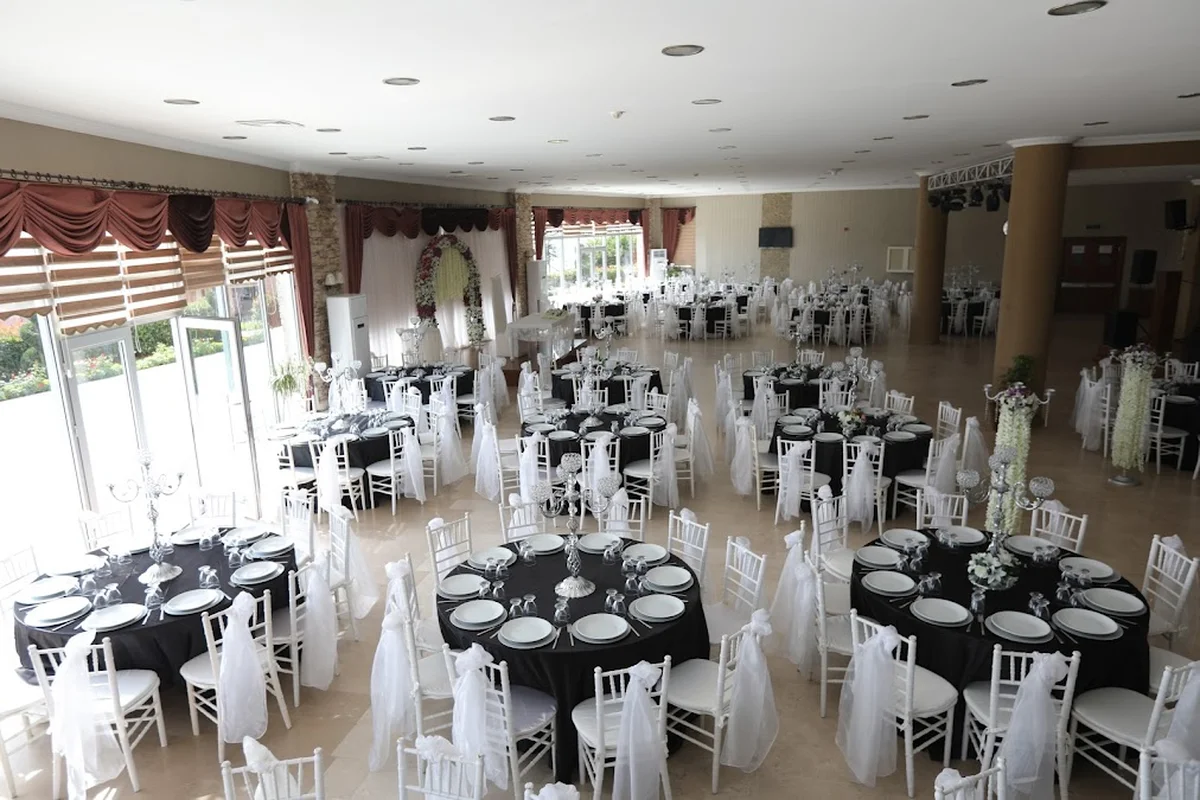 Bervaze Restoran | Sancaktepede Cafe | Sancaktepede Düğün Salonu | Sancaktepede Nişan | Sancaktepede Balo Salonları - Görsel 8