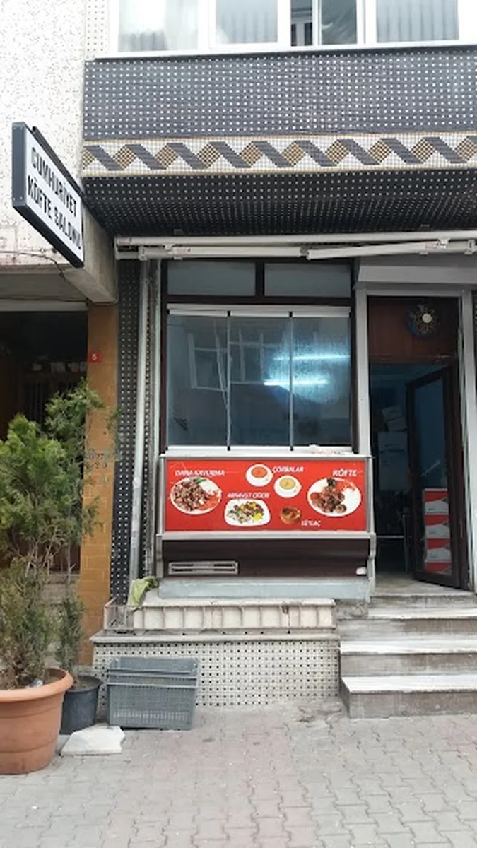 Cumhuriyet Köfte Salonu - Görsel 3