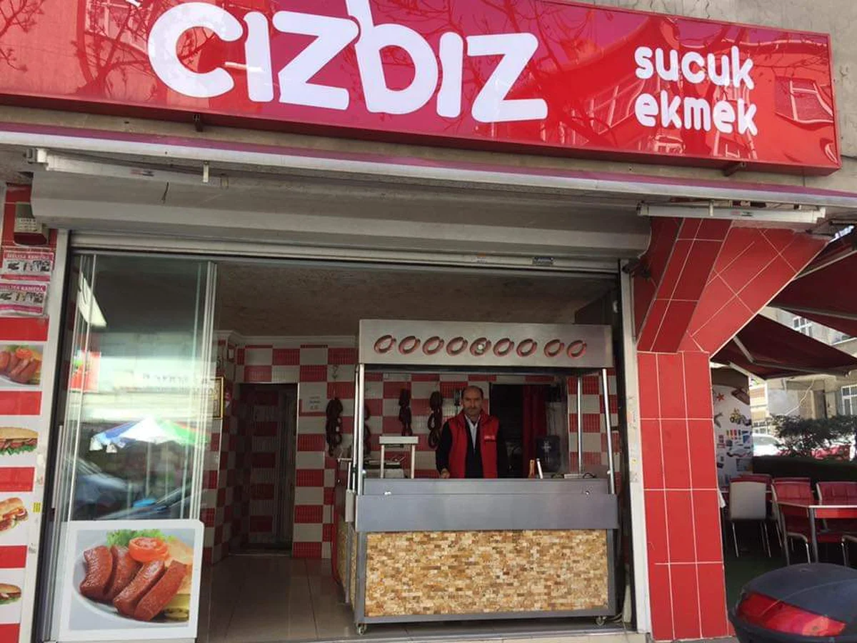 CIZBIZ SUCUK KÖFTE - Görsel 3