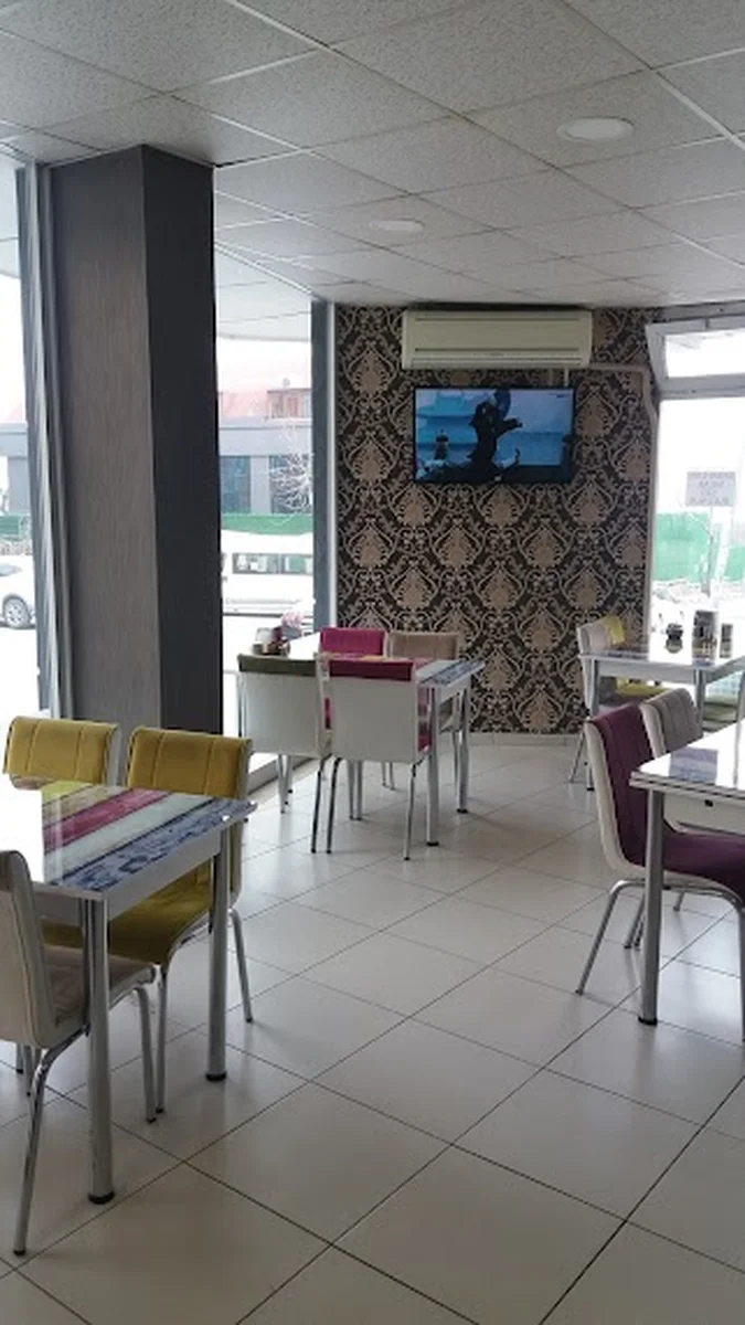 Cumhuriyet Börek Güveç Pide & Pizza Salonu - Görsel 8