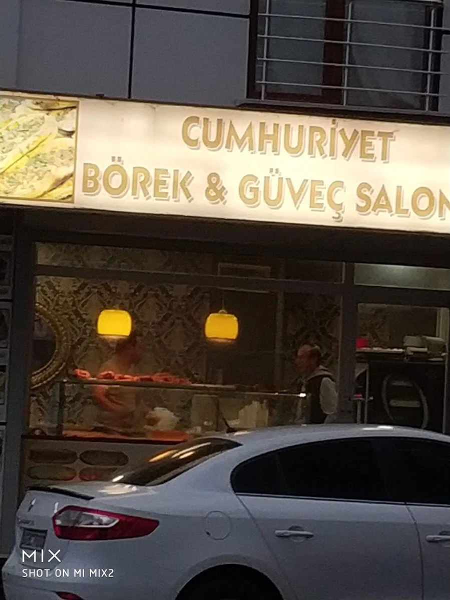 Cumhuriyet Börek Güveç Pide & Pizza Salonu - Görsel 9