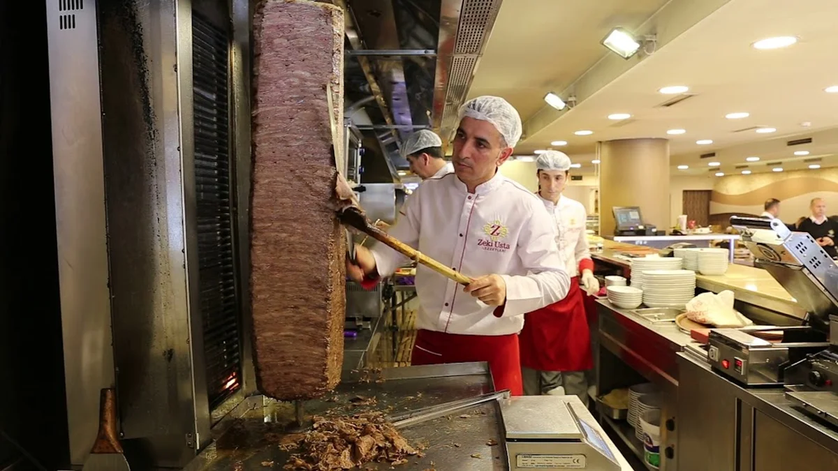 DÖNERCİ ZEKİ USTA NARİN KELLEPAÇA BEYRAN - Görsel 2