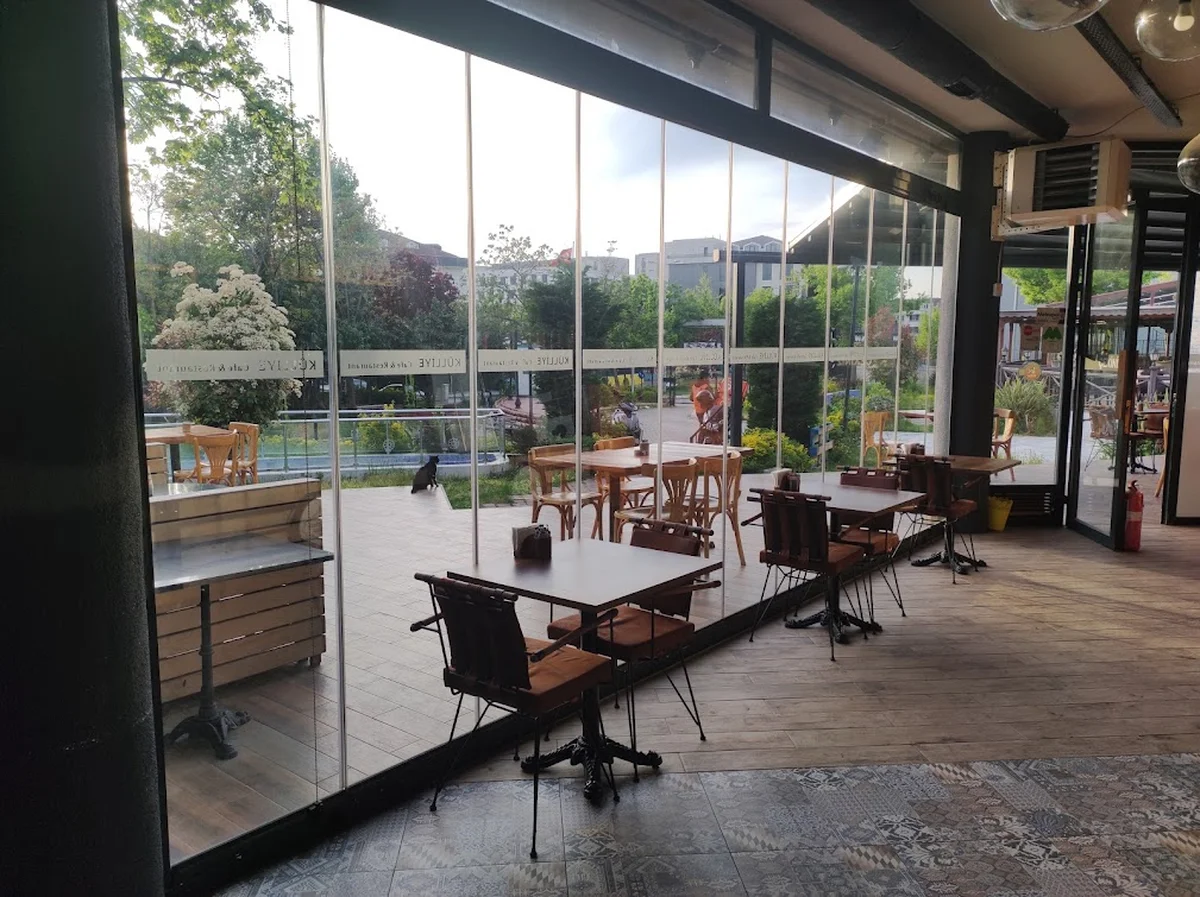 Külliye Cafe Restaurant(Tarihi Ortaköy Kumpir&Waffle) - Görsel 3