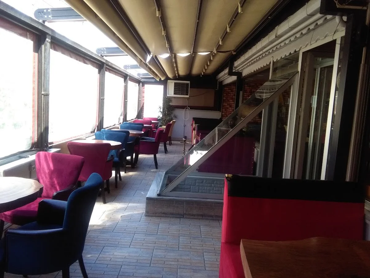 Reina Bi Lounge - Görsel 1