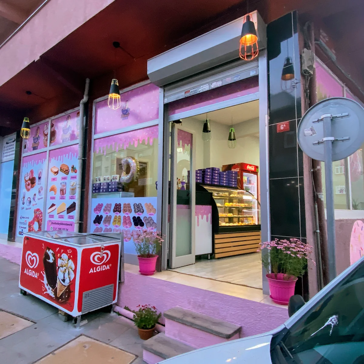 DONUTS WORLD CAFE SULTANBEYLİ - Görsel 9