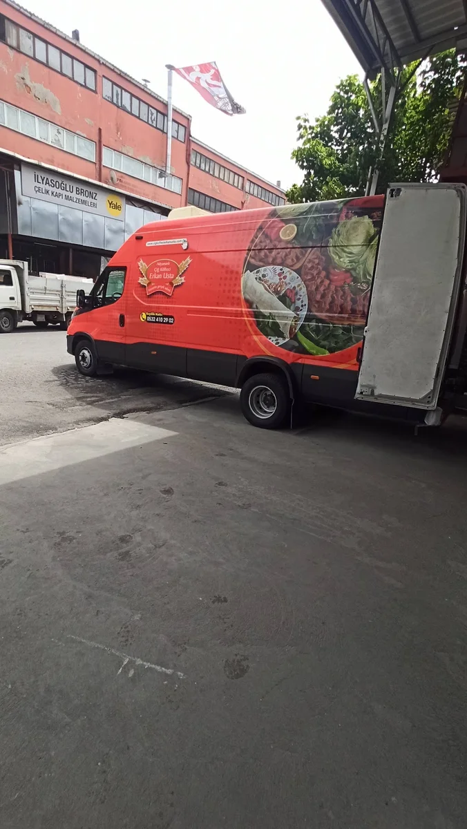 Adıyamanlı Çiğ Köfteci Erkan Usta - Görsel 2