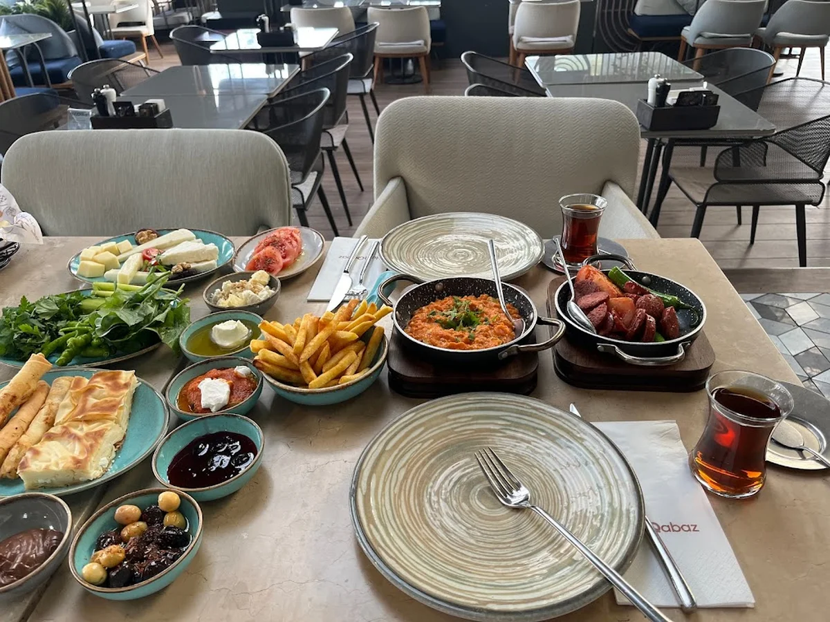 Huqqabaz Sapphire - Görsel 1