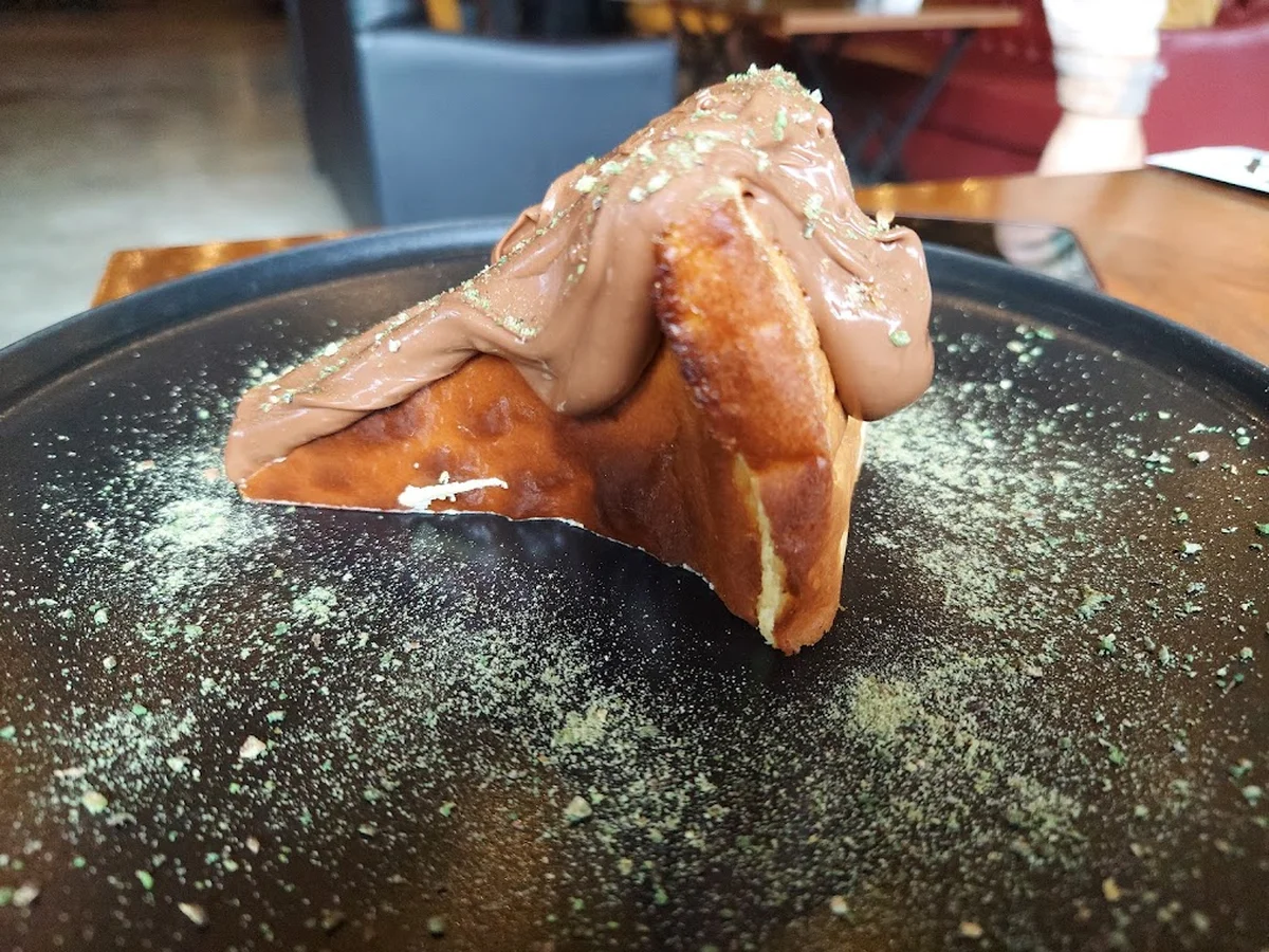 LUX cafe sefaköy - Görsel 9