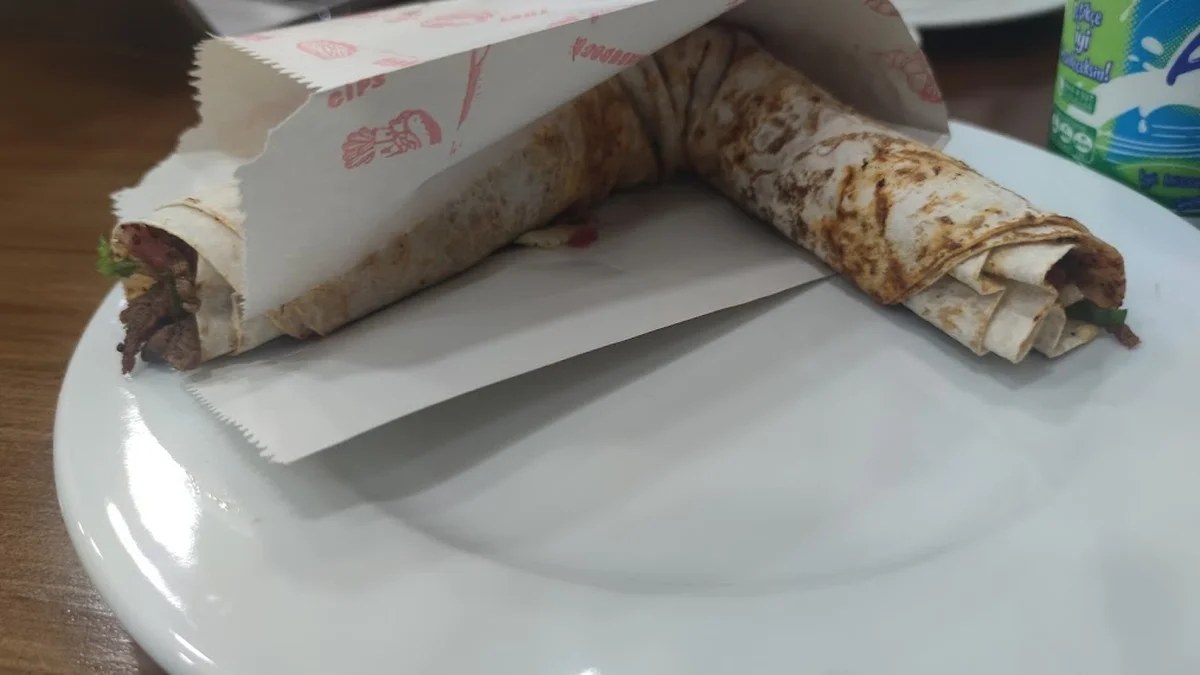 Semazen Döner - Görsel 1