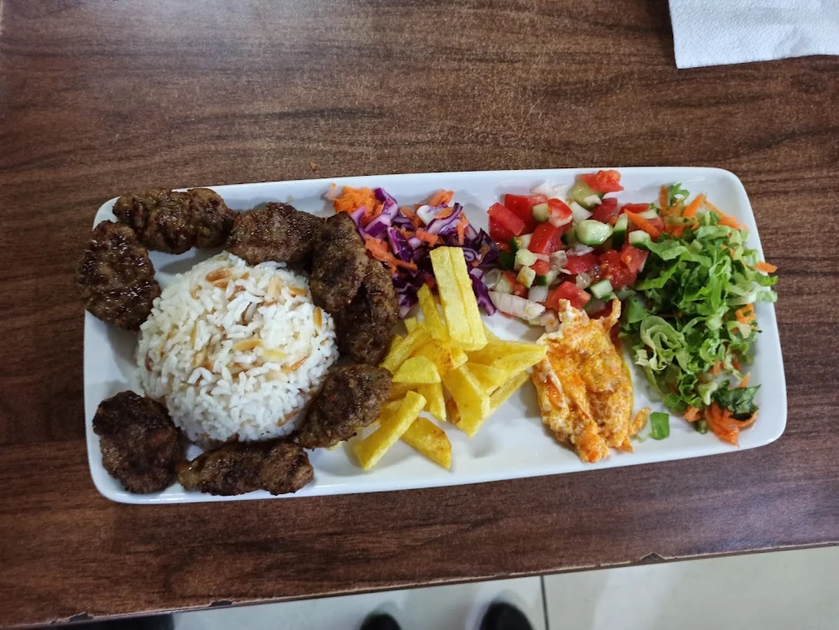 Köftecim Kafe Restoran - Görsel 2
