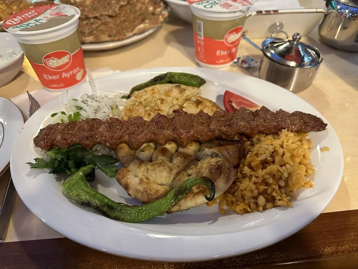 Avşaroğlu Pide ve Kebap Salonu - Görsel 5