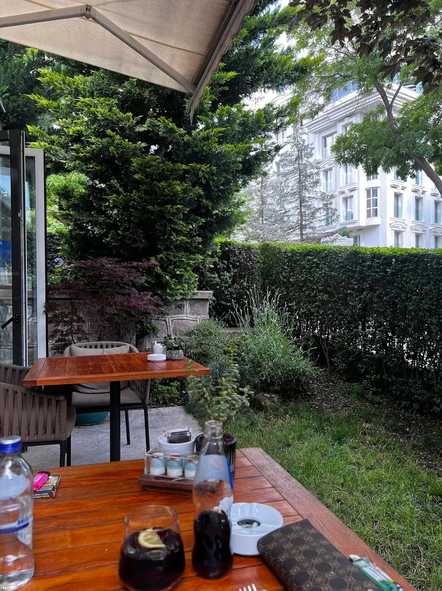 Aruni Restaurant & Bar - Görsel 1